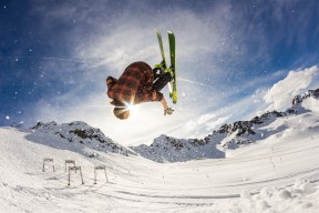 开云体育官方网站-深圳领航队新赛季目标明确剑指前四，深圳队领航者